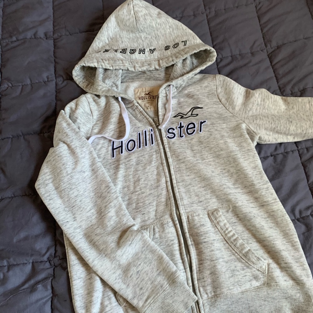 Hollister hoodie - Picture 3 of 5